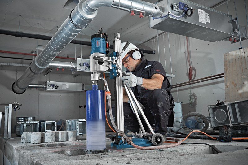 Bosch GDB 350 WE gręžimo mašina deimantinėms karūnoms