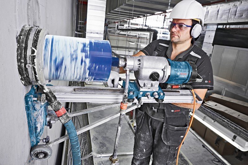 Bosch GDB 350 WE gręžimo mašina deimantinėms karūnoms