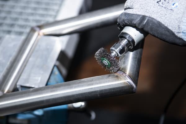 Klingspor BRS600W vielinis šepetys 30 mm inox