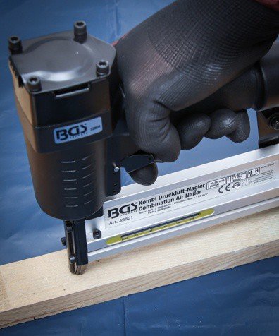 BGS Technic 32801 pneumatinė smeigiakalė - kabiakalė