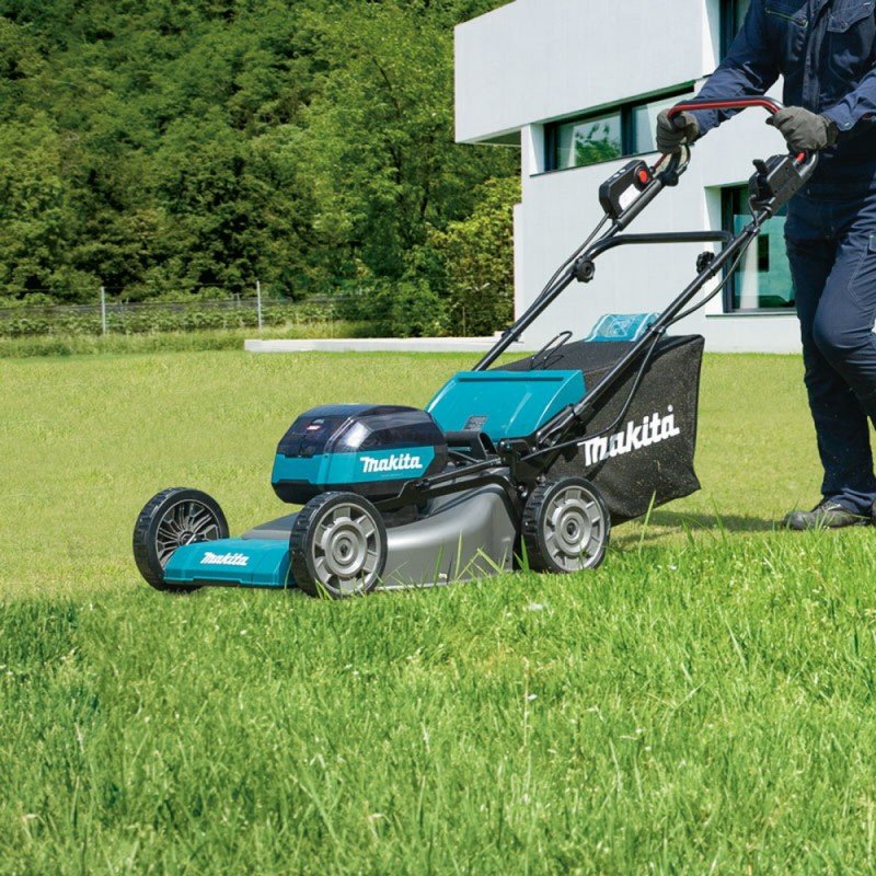 Makita LM002G baterinė savaeigė žoliapjovė
