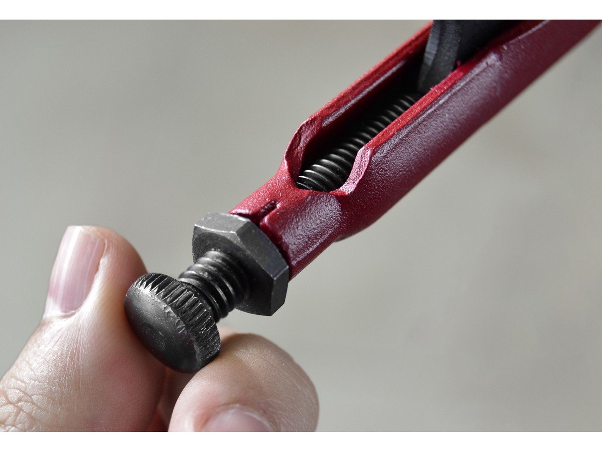 Piher 53122 prispaudėjas suvirinimo stalui TGA 16mm